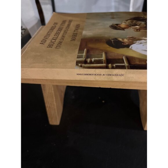 Mark Twains "Adventures Of Huckleberry Finn" Large Font Paperback - Picture 7 of 7